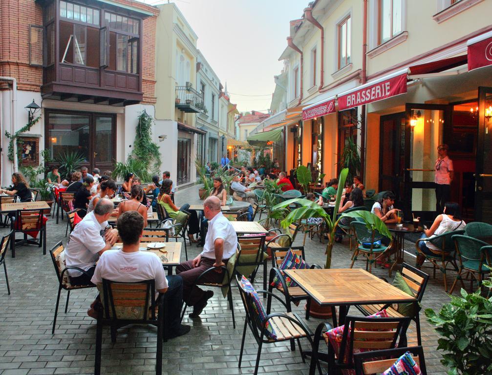 Homestay Nika Tbilisi Bagian luar foto